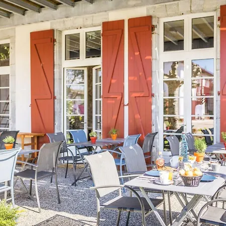 Appart hôtel Jondoni Laurendi Kanbo *